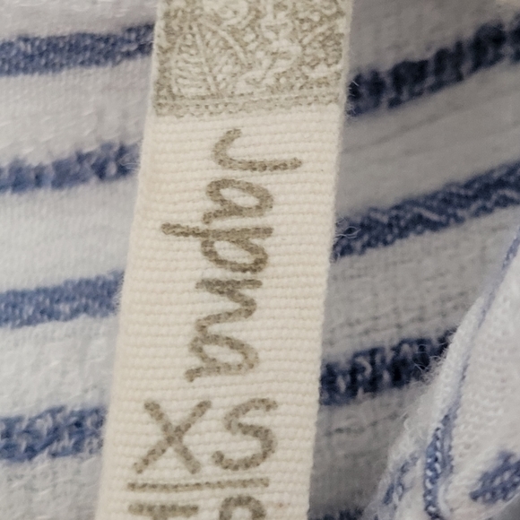 Japna Rayon Front Knot T-Shirt - Size US XS - Picture 4 of 5